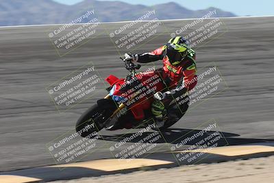 media/Oct-13-2025-Moto Forza (Mon) [[a66d839500]]/3-B Group/Session 2 (Bowl)/